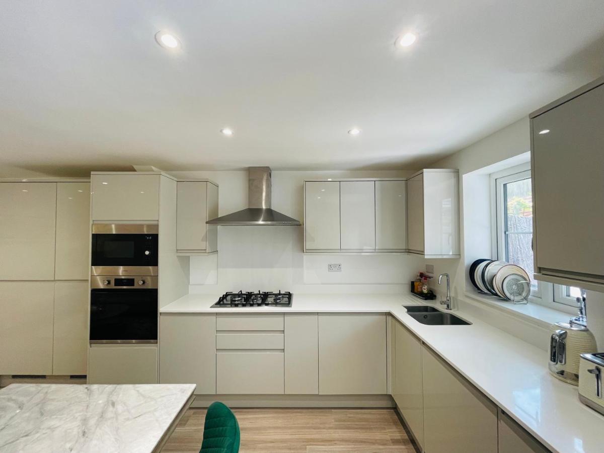 Riverside Premium Double Room Garden View E14 Londen Buitenkant foto
