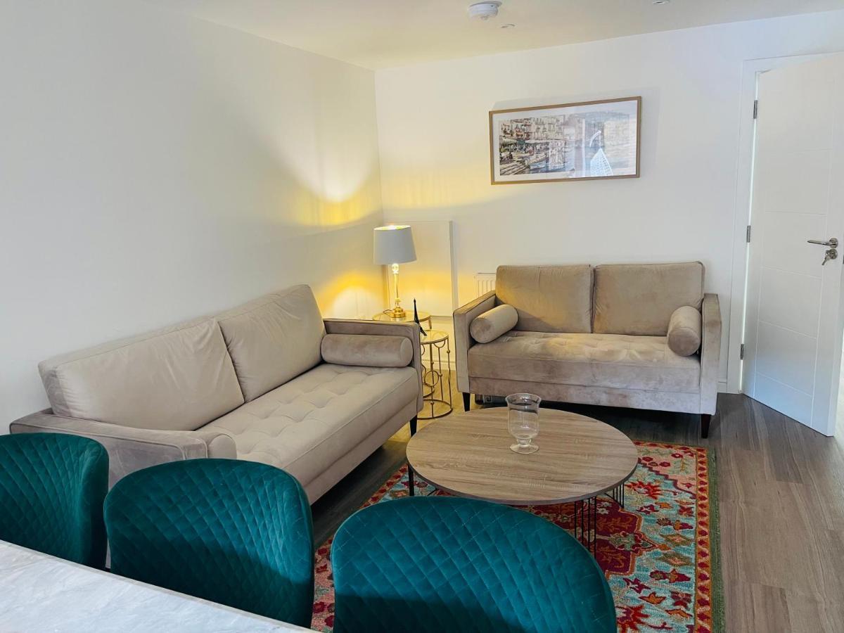 Riverside Premium Double Room Garden View E14 Londen Buitenkant foto