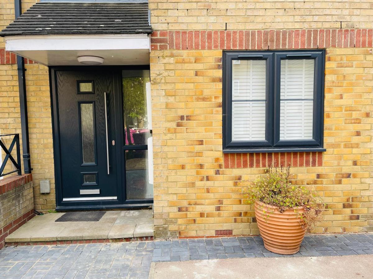 Riverside Premium Double Room Garden View E14 Londen Buitenkant foto